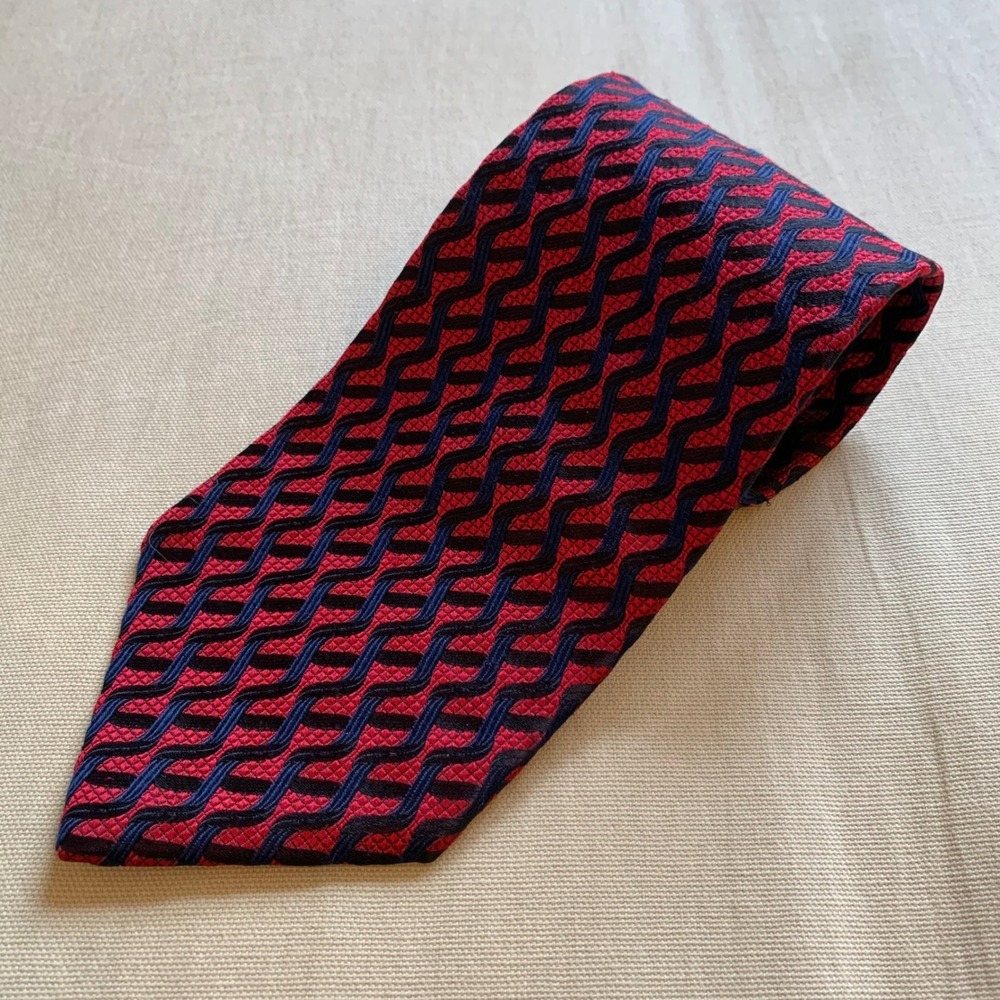ZYLOSE GEORGE MACHADO Red Navy Blue Geometric 100%‎ Silk Men Neck Tie USA 58" L
